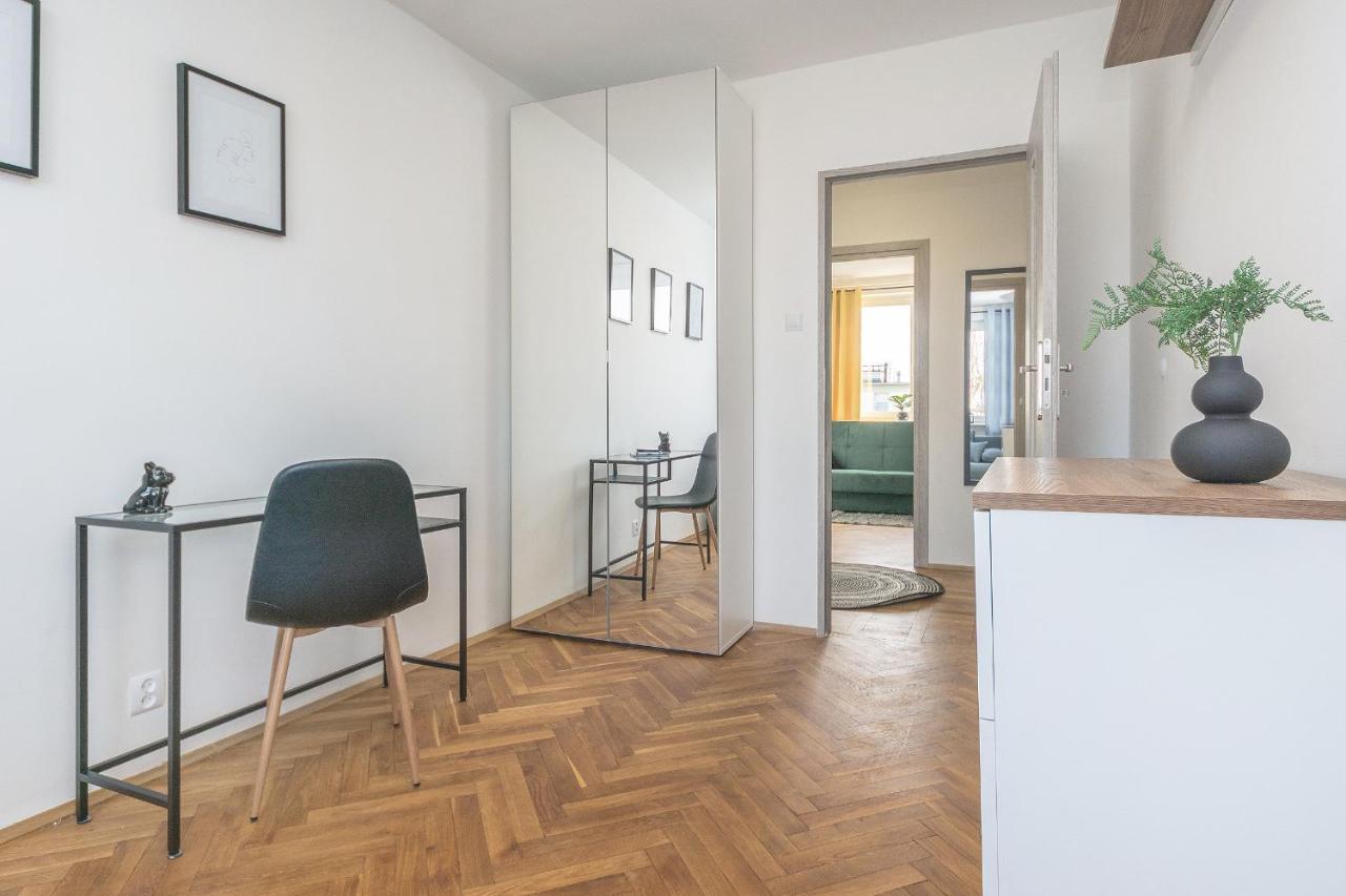 Glow Apartments, Apartament Kolobrzeska Gdansk Bagian luar foto
